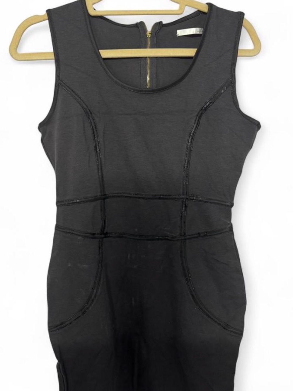 HAVE Black Minimalist Sleeveless Top